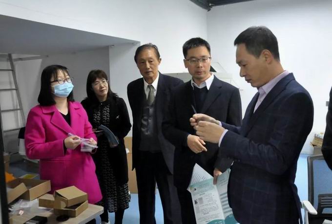 1640075173176214.jpg 640.webp (3).jpg